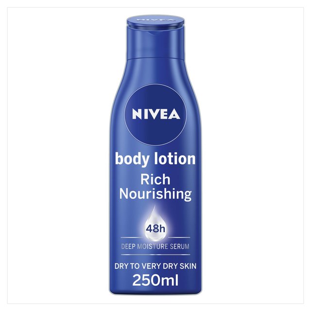 Lotion pour le corps de Nivea pour la peau très sèche riche nourrissante 250 ml